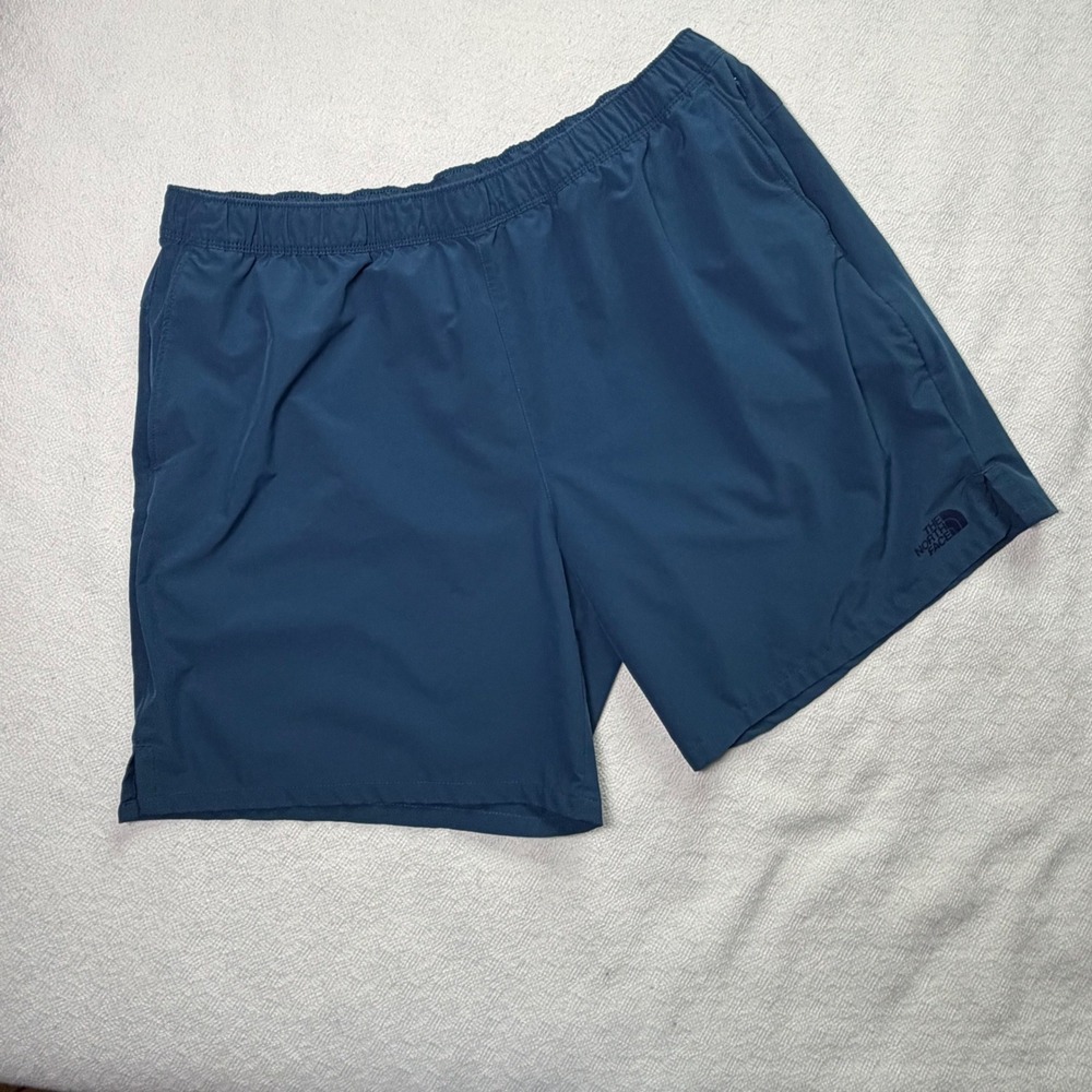 The North Face Mens XL Blue Performance Athletic Hiking Training Shorts